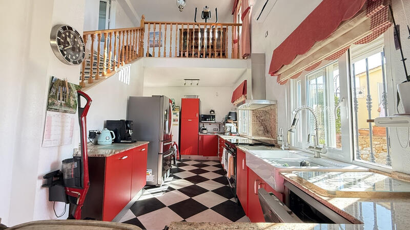 5 bedroom Villa for sale