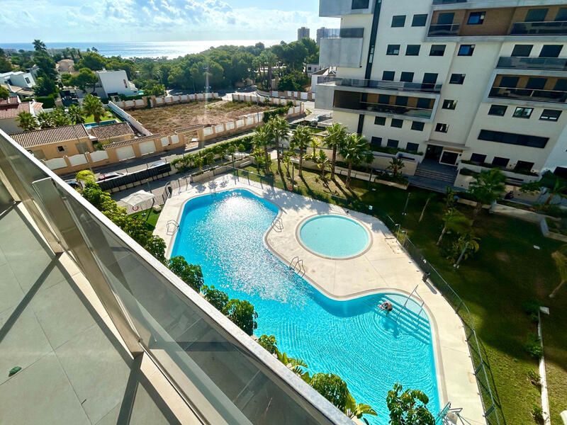 Appartement Te koop in Campoamor, Alicante