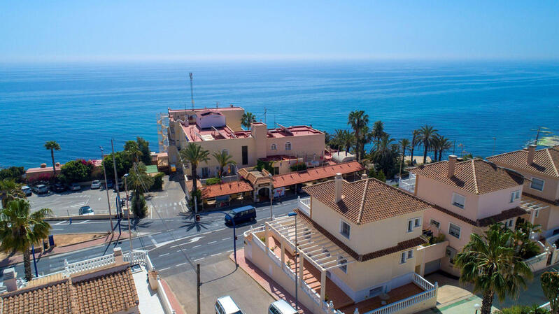 Villa en venta en Torrevieja, Alicante