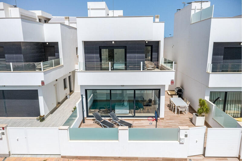 Villa for sale in San Pedro del Pinatar, Murcia Villa for sale in San Pedro del Pinatar, Murcia
