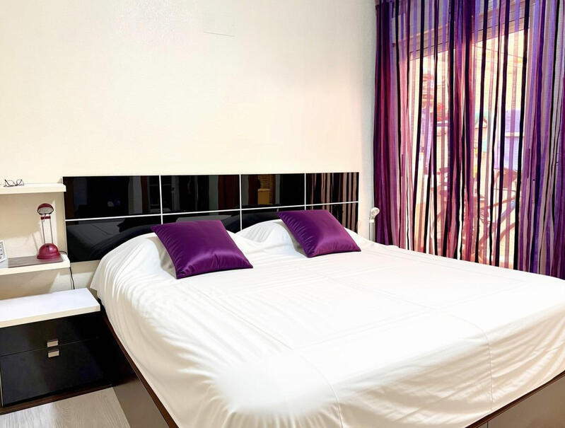 2 slaapkamer Appartement Te koop
