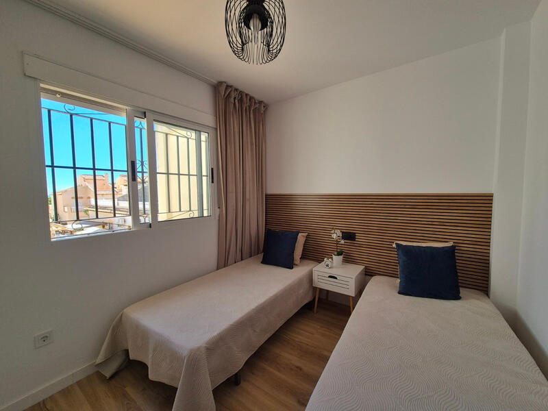 3 bedroom Townhouse for sale