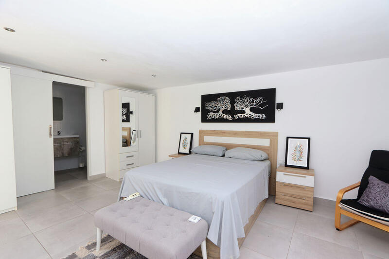 4 soverom Villa til salgs 4 soverom Villa til salgs