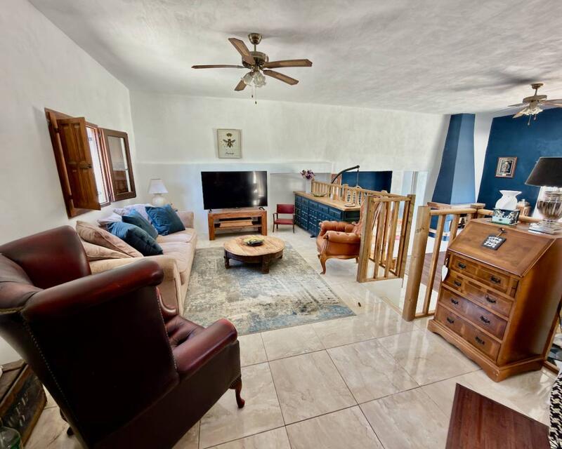3 Schlafzimmer Landhaus zu verkaufen
