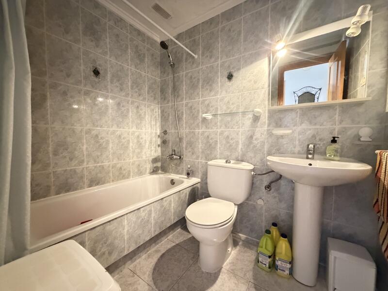 2 bedroom Apartment for sale 2 bedroom Apartment for sale