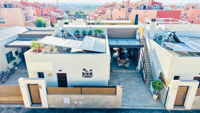 Villa for sale in Los Montesinos, Alicante