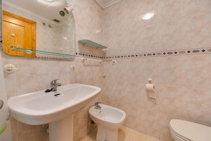 2 slaapkamer Appartement Te koop