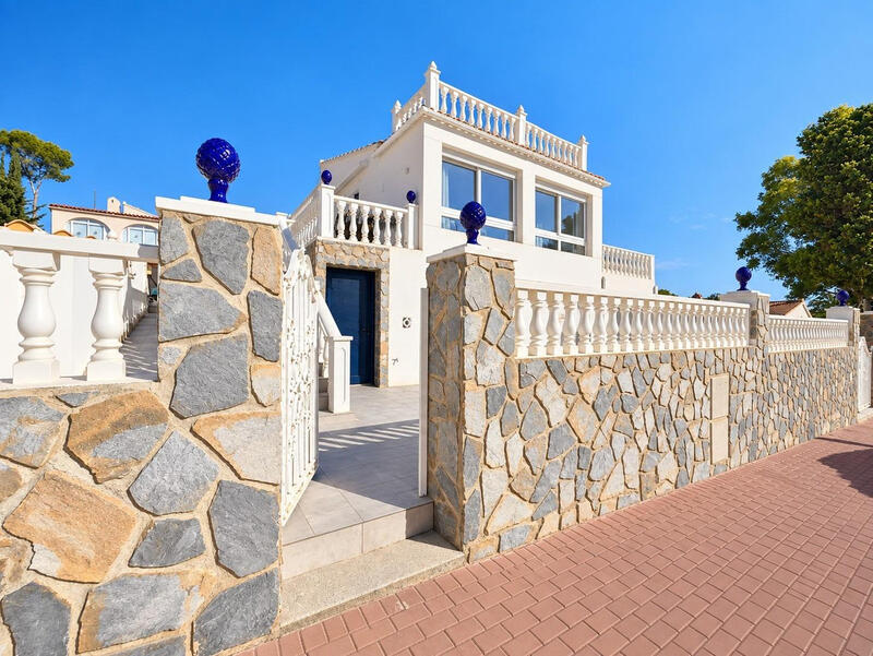 5 slaapkamer Villa Te koop