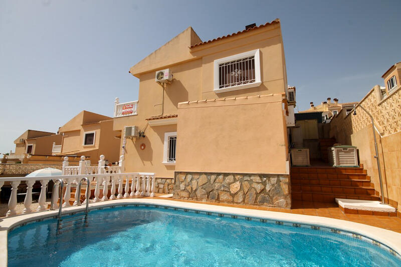 2 bedroom Villa for sale 2 bedroom Villa for sale