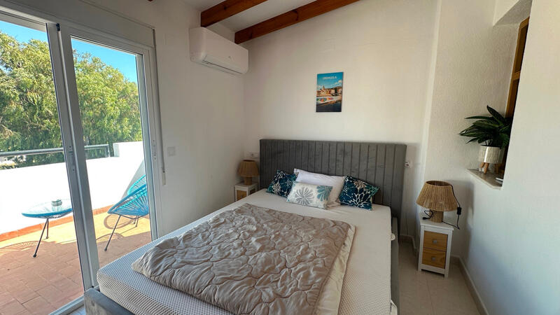 3 bedroom Townhouse for sale