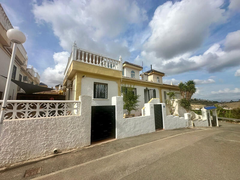 2 bedroom Villa for sale