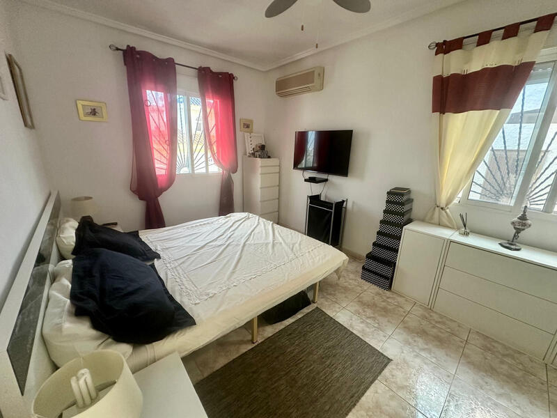 2 bedroom Villa for sale