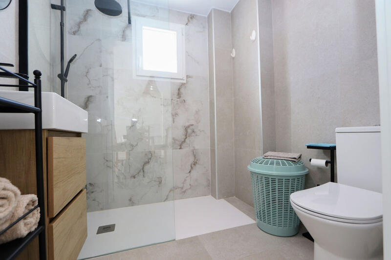 2 bedroom Apartment for sale 2 bedroom Apartment for sale