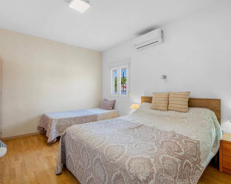 6 bedroom Villa for sale 6 bedroom Villa for sale