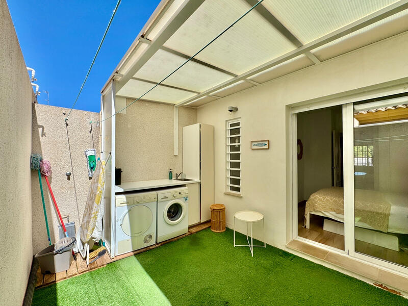 3 slaapkamer Appartement Te koop 3 slaapkamer Appartement Te koop