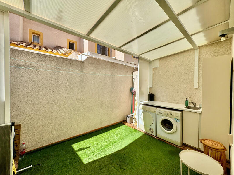 3 slaapkamer Appartement Te koop 3 slaapkamer Appartement Te koop