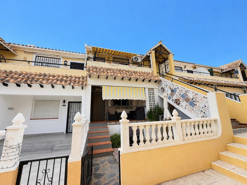 Apartment for sale in Villamartin, Alicante Apartment for sale in Villamartin, Alicante