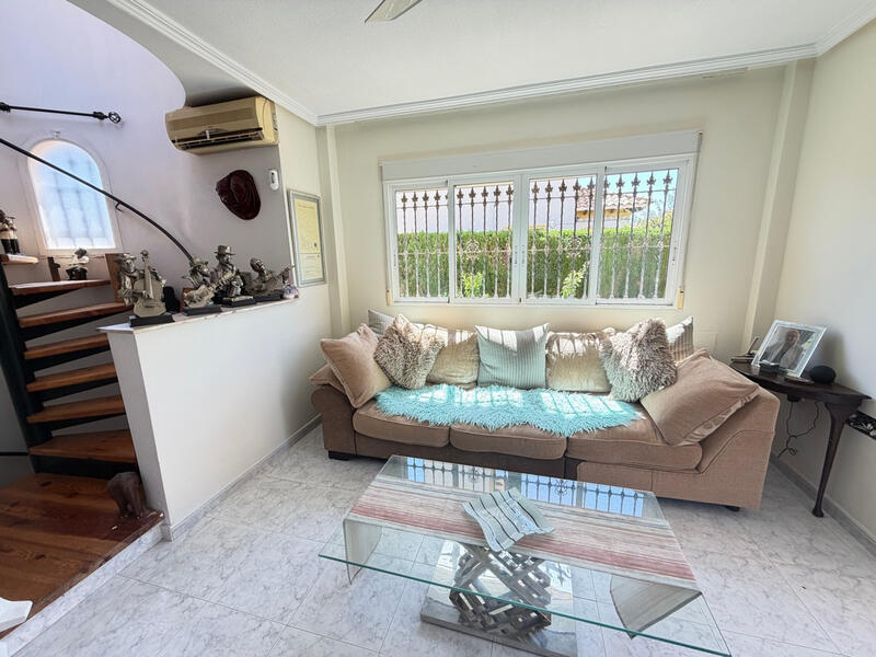 4 bedroom Villa for sale 4 bedroom Villa for sale
