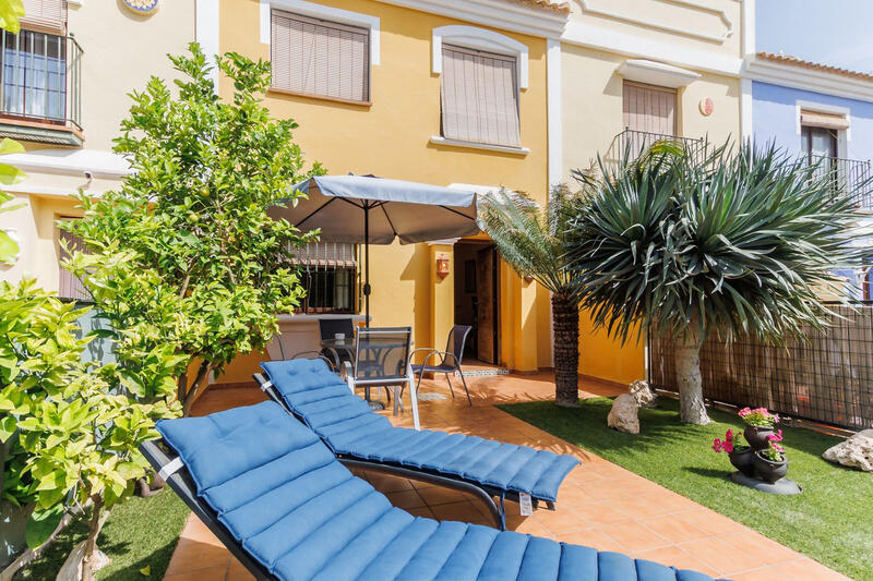 3 bedroom Townhouse for sale