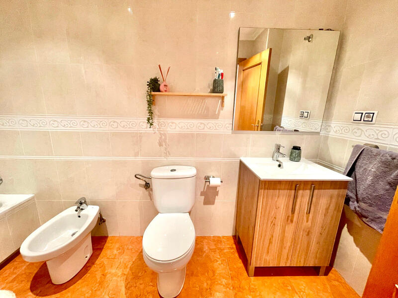 3 bedroom Apartment for sale 3 bedroom Apartment for sale