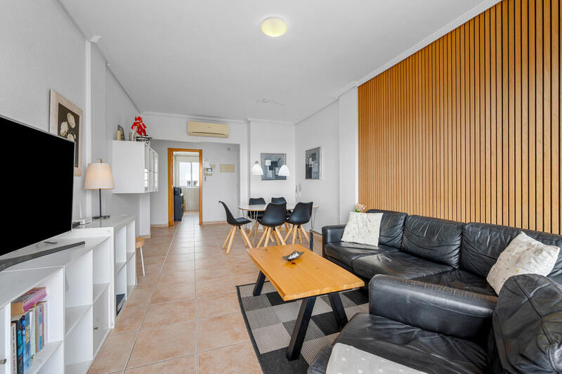 3 bedroom Apartment for sale