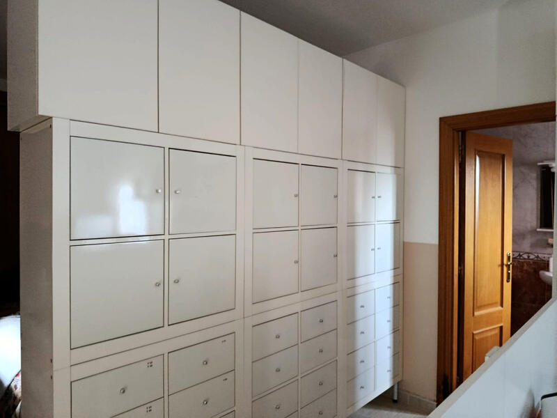 3 bedroom Country House for sale 3 bedroom Country House for sale