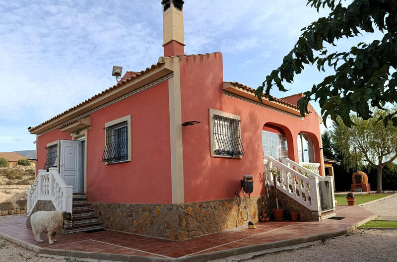 3 bedroom Country House for sale 3 bedroom Country House for sale
