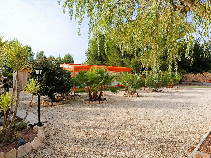 3 bedroom Country House for sale 3 bedroom Country House for sale