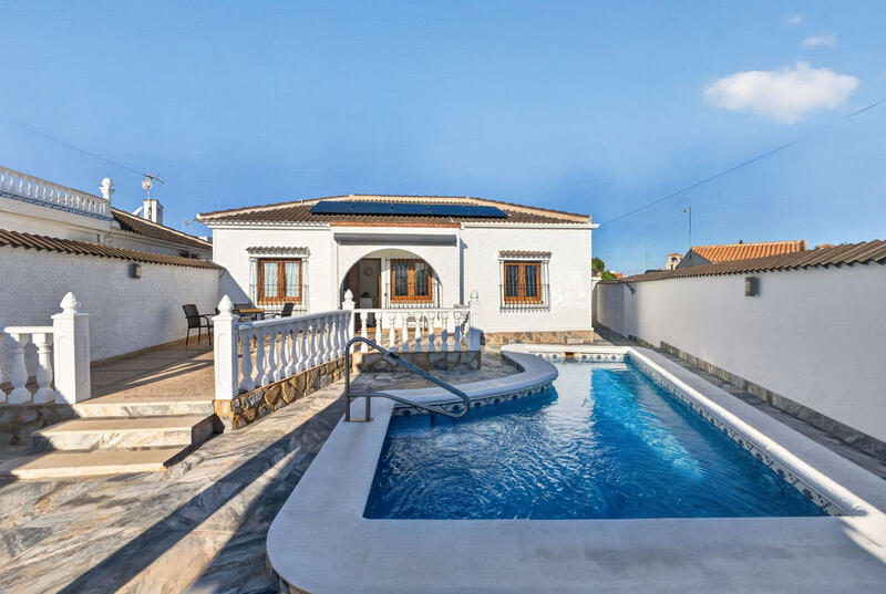3 bedroom Villa for sale
