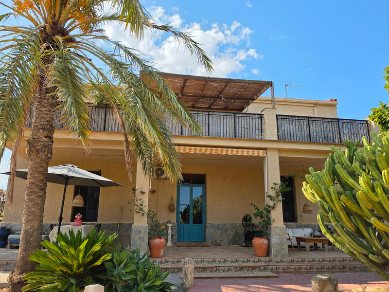 6 bedroom Country House for sale 6 bedroom Country House for sale