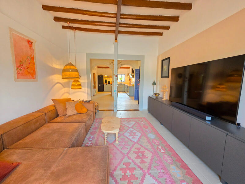 6 bedroom Country House for sale 6 bedroom Country House for sale