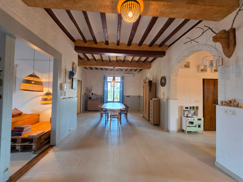 6 bedroom Country House for sale 6 bedroom Country House for sale