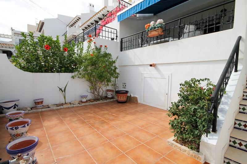 2 bedroom Townhouse for sale 2 bedroom Townhouse for sale