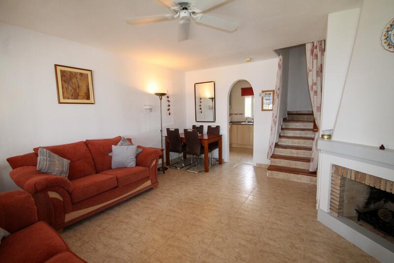 2 bedroom Townhouse for sale 2 bedroom Townhouse for sale