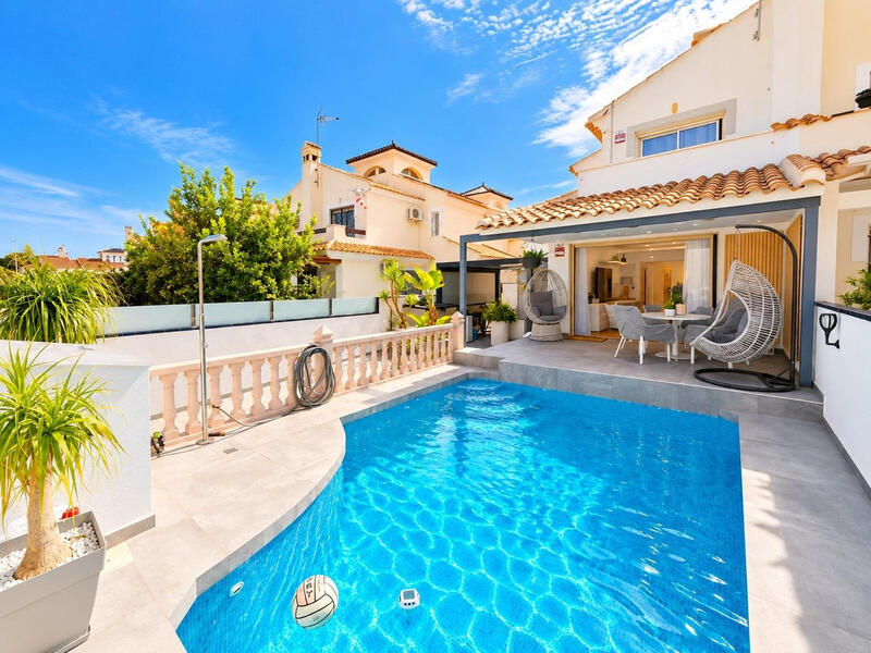 3 bedroom Villa for sale