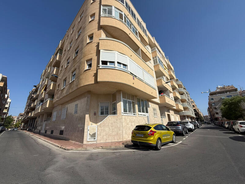 2 bedroom Apartment for sale 2 bedroom Apartment for sale