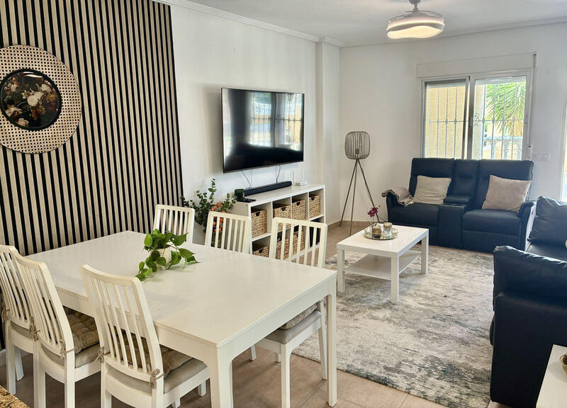 Apartment for sale in Villamartin, Alicante Apartment for sale in Villamartin, Alicante