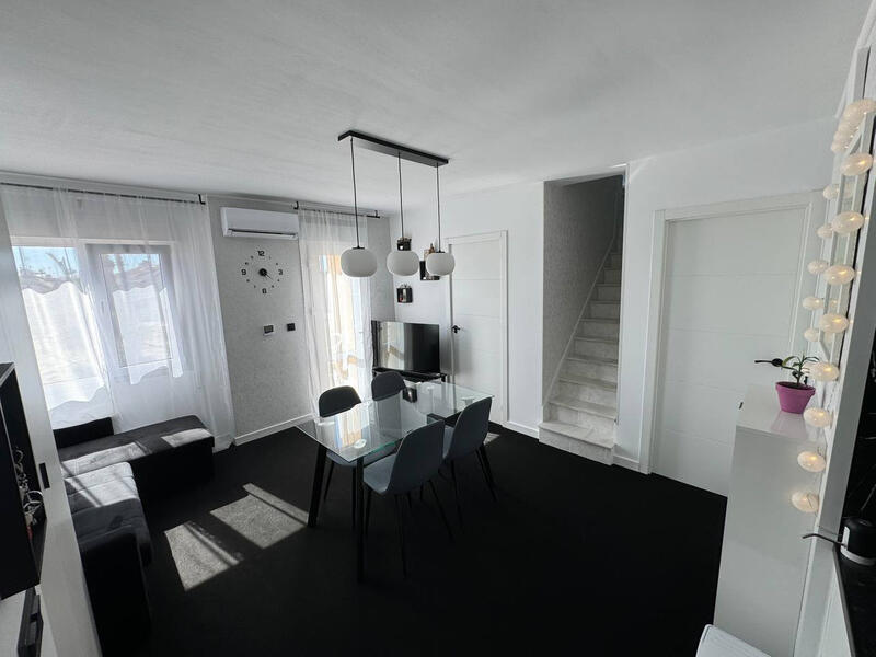Villa for sale in Torrevieja, Alicante