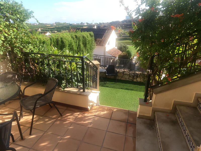 2 Cuarto Villa en venta