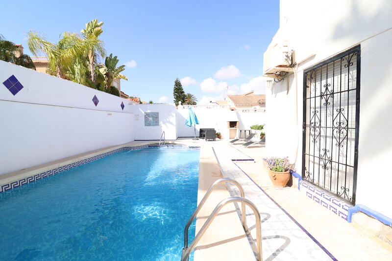 4 Cuarto Casa de Campo en venta