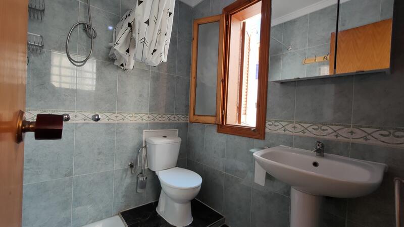 2 Cuarto Villa en venta