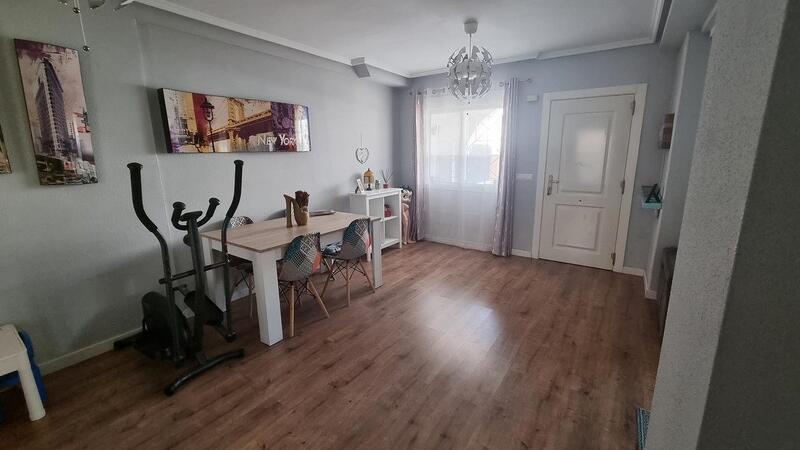 3 Schlafzimmer Duplex zu verkaufen