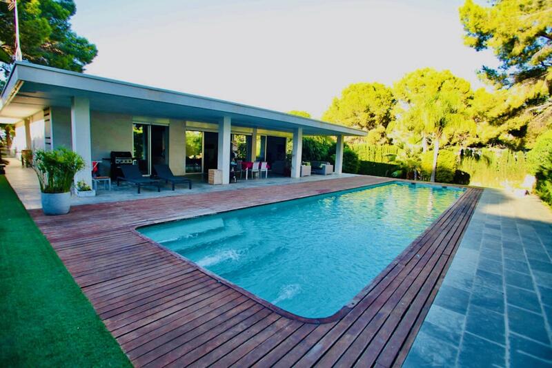 Деревенский Дом продается в Torrevieja, Alicante
