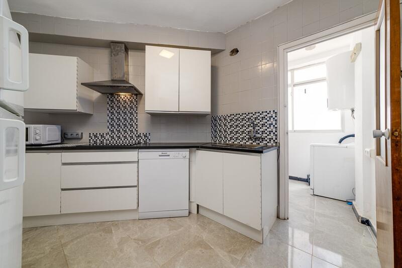 3 bedroom Apartment for sale