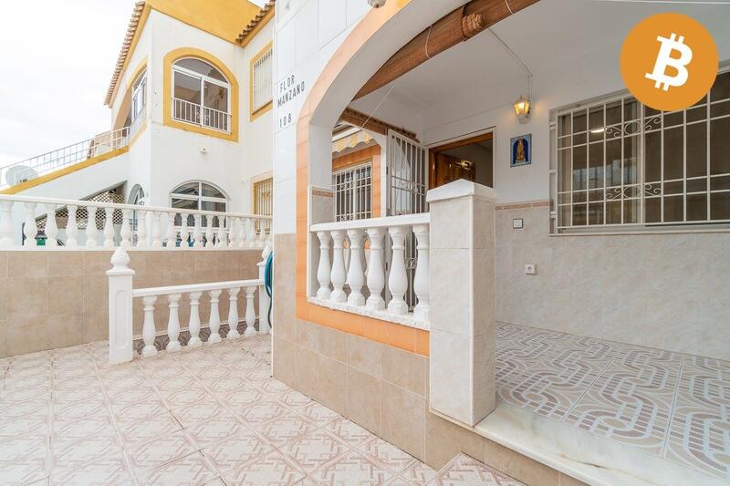 Villa à vendre dans Torrevieja, Alicante