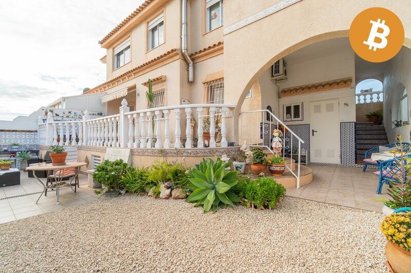 Villa en venta en Orihuela Costa, Alicante