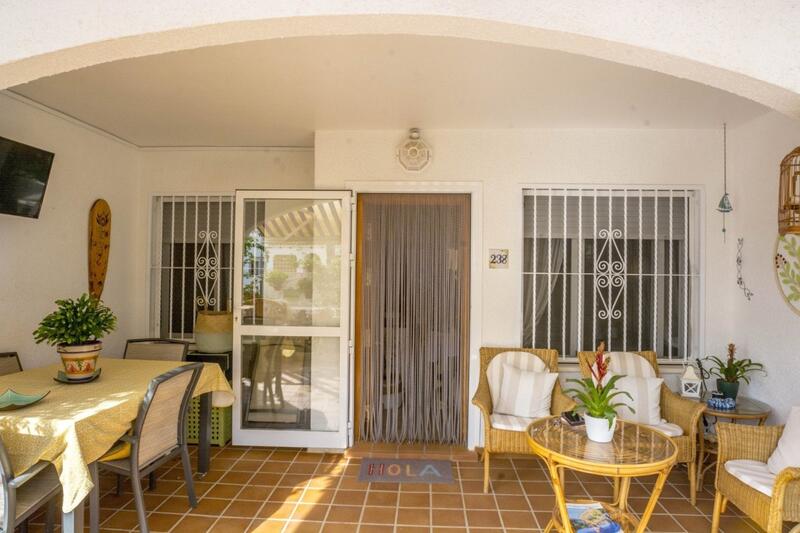 2 Cuarto Villa en venta