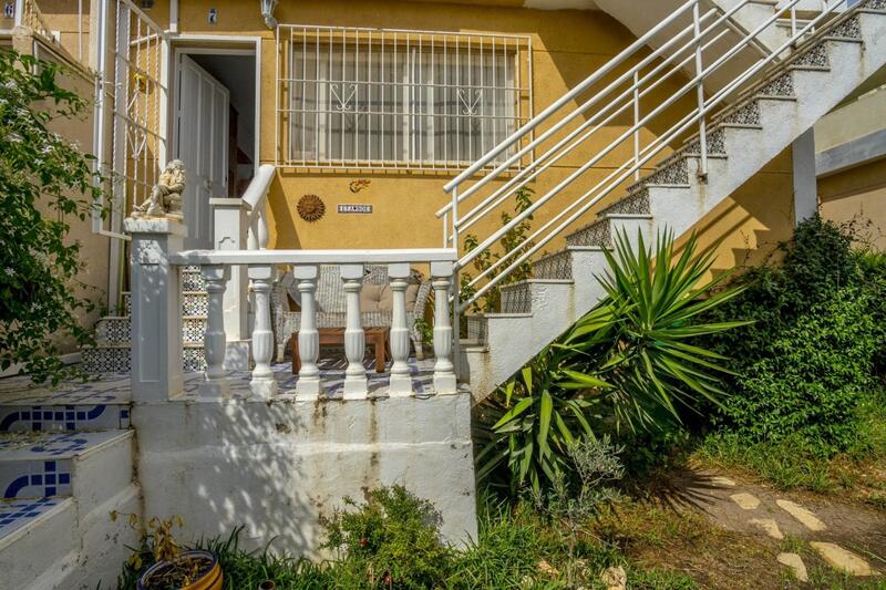 2 Cuarto Villa en venta