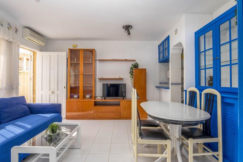 2 Cuarto Villa en venta