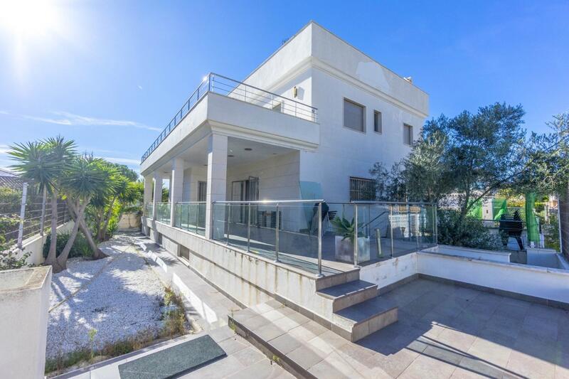 Villa à vendre dans Orihuela Costa, Alicante